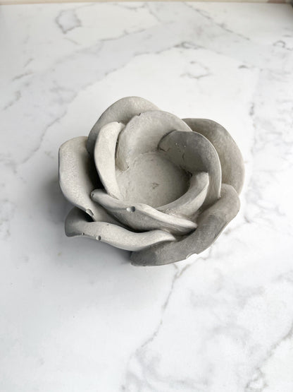 Rose Shape Concrete Tealight Holder