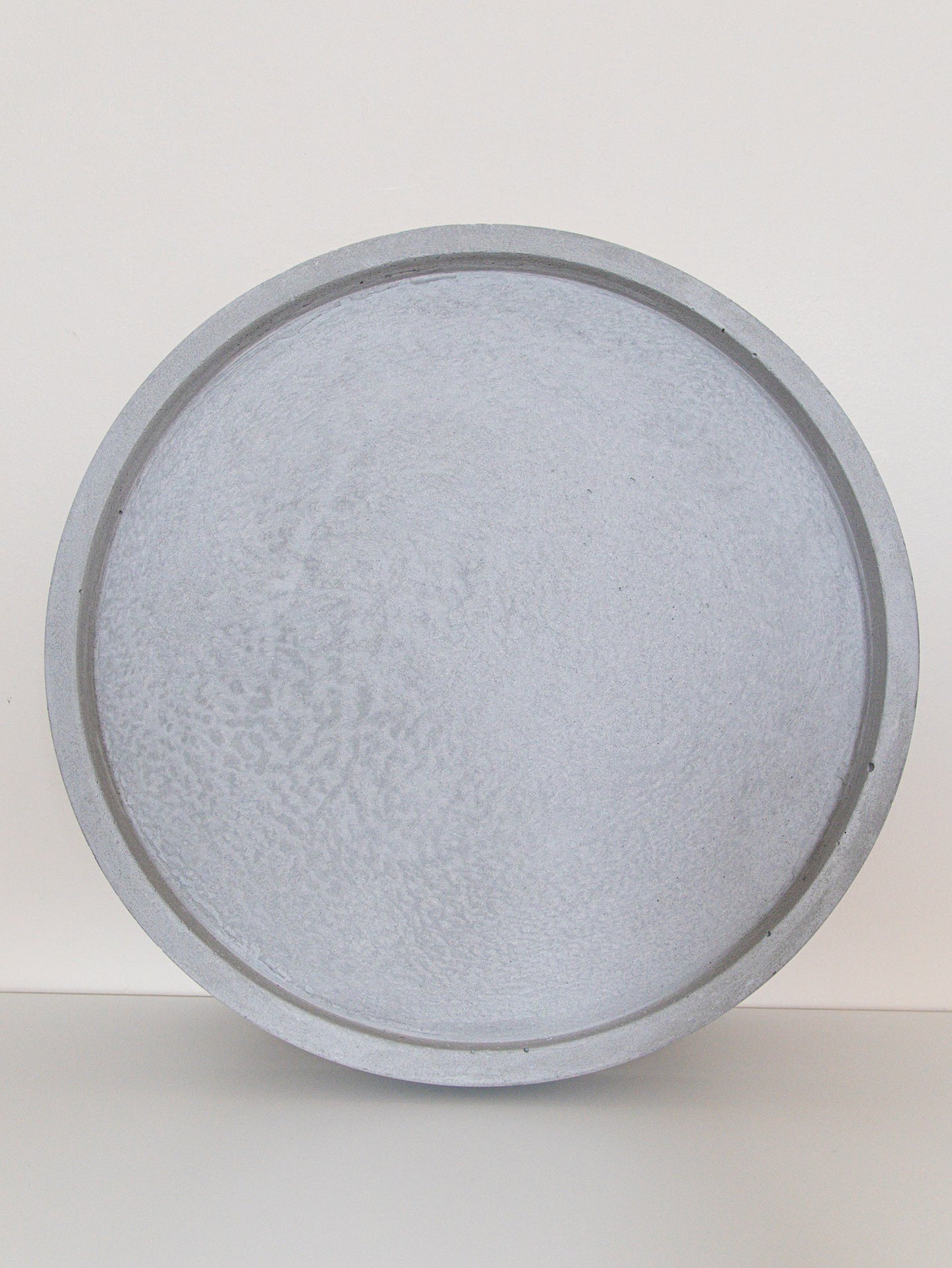 Perfectly Imperfect Extra Large Round 38 cm Decorative Tray in Grey Concrete