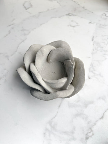 Rose Shape Concrete Tealight Holder