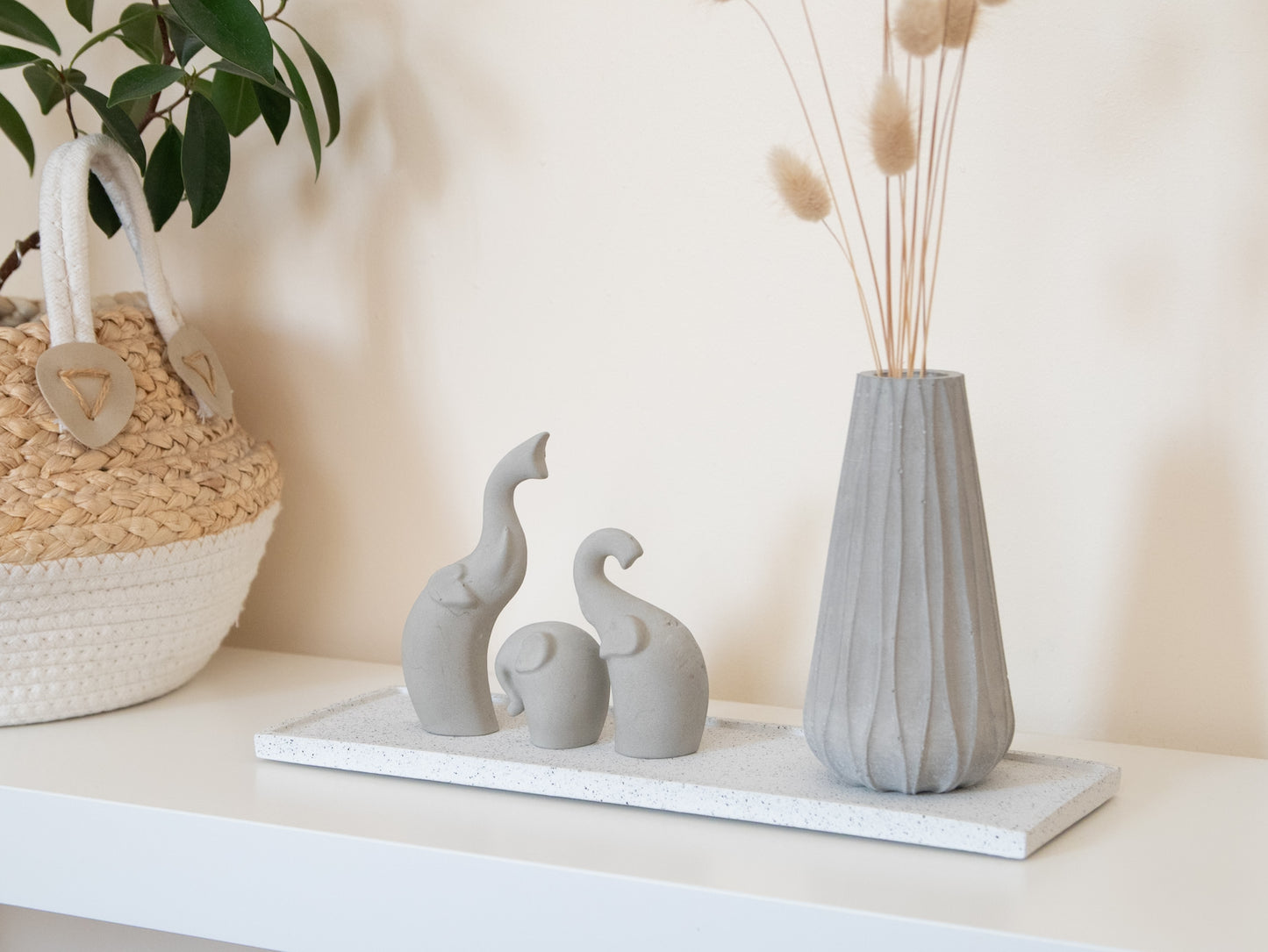 Nordic Style Modern Bud Vase in Grey Concrete