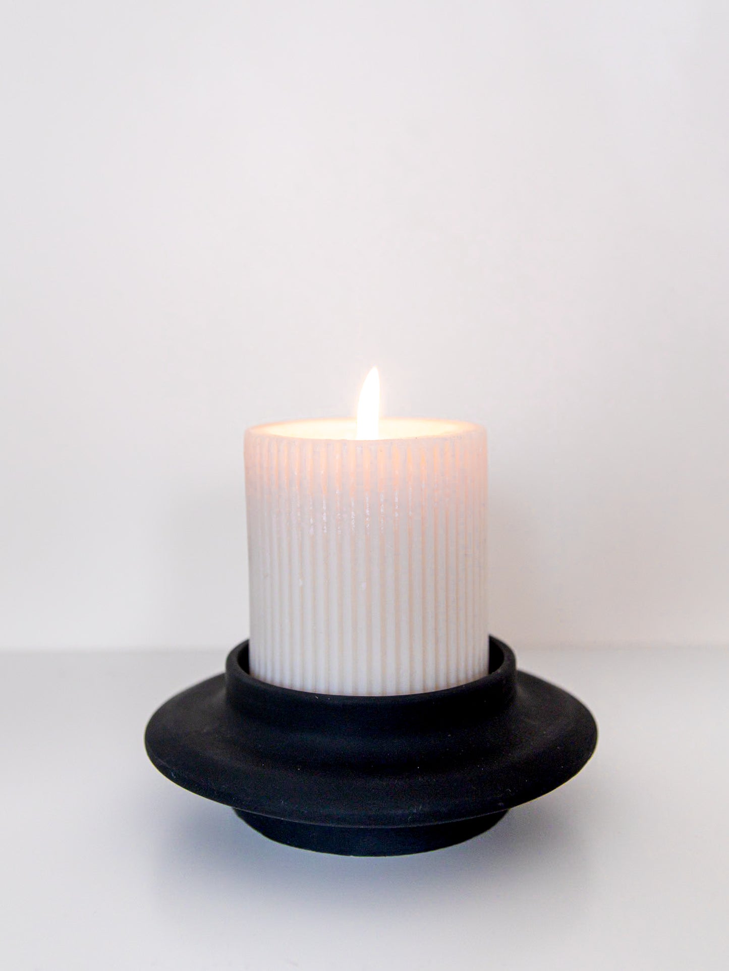 Round Modern Pillar Candle Holder in Black