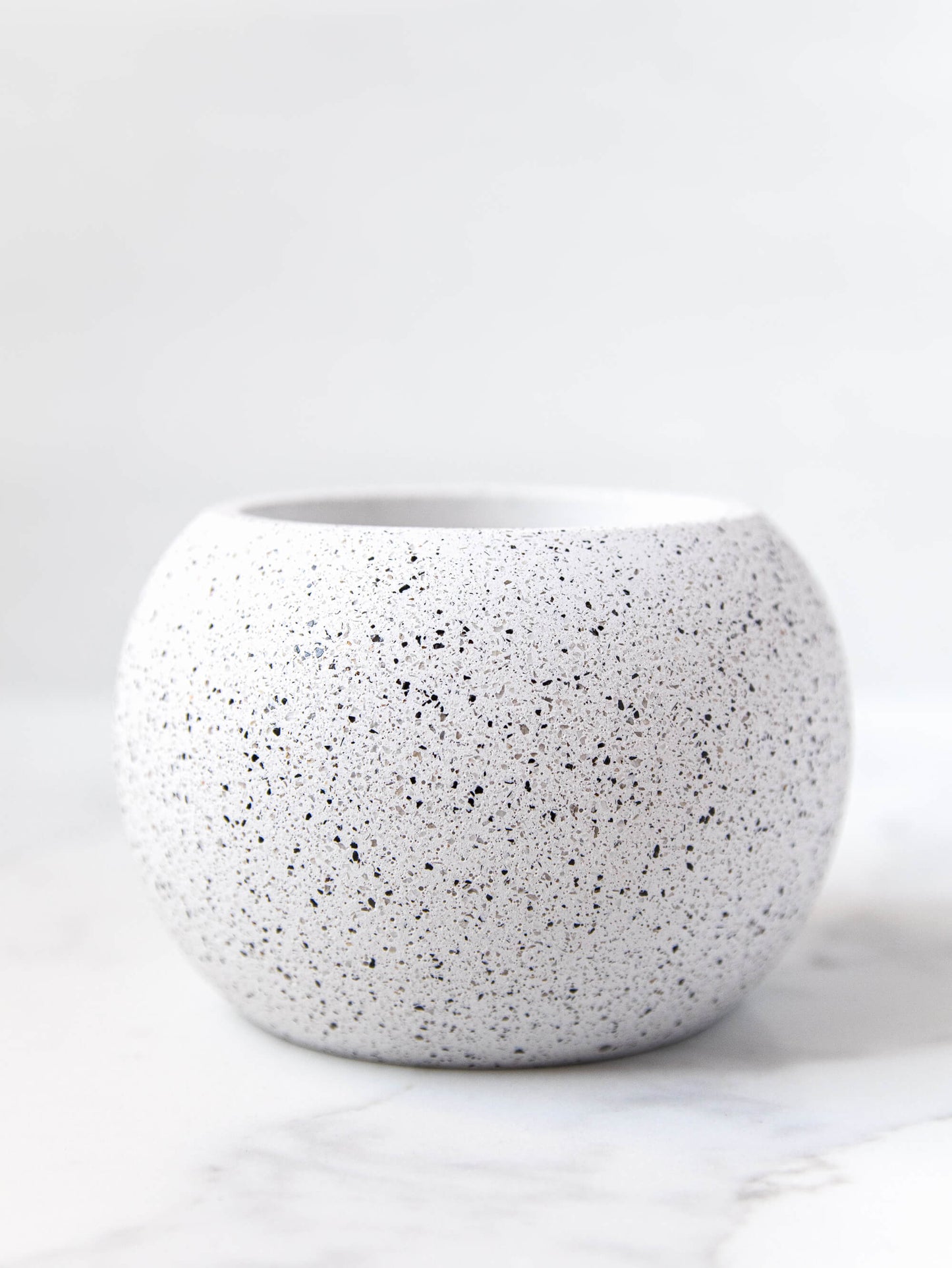 Small Round Plant Pot in Speckled White Granite Terrazzo